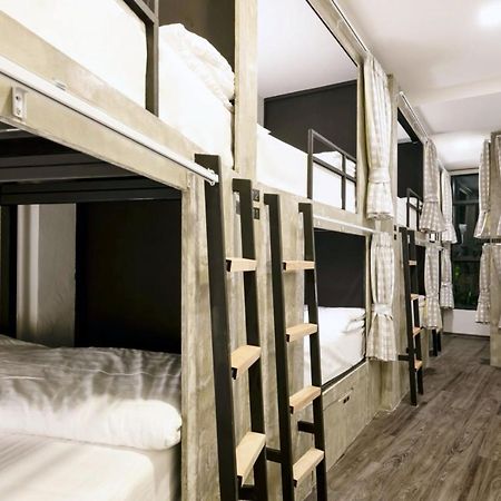 Red Door Heritage Hotel Бангкок Экстерьер фото
