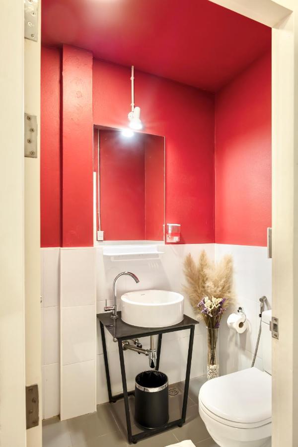 Red Door Heritage Hotel Бангкок Экстерьер фото