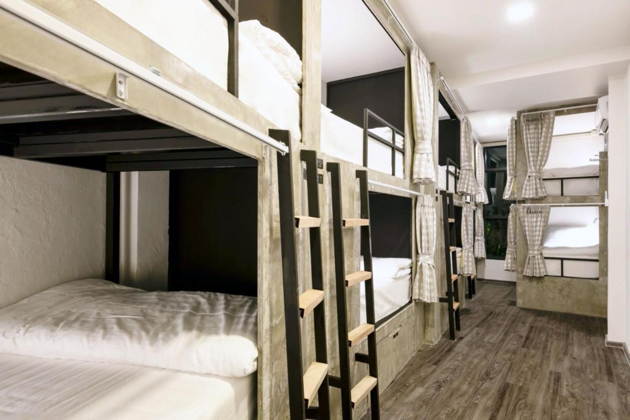 Red Door Heritage Hotel Бангкок Экстерьер фото