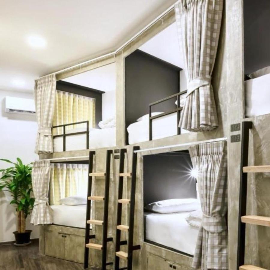 Red Door Heritage Hotel Бангкок Экстерьер фото